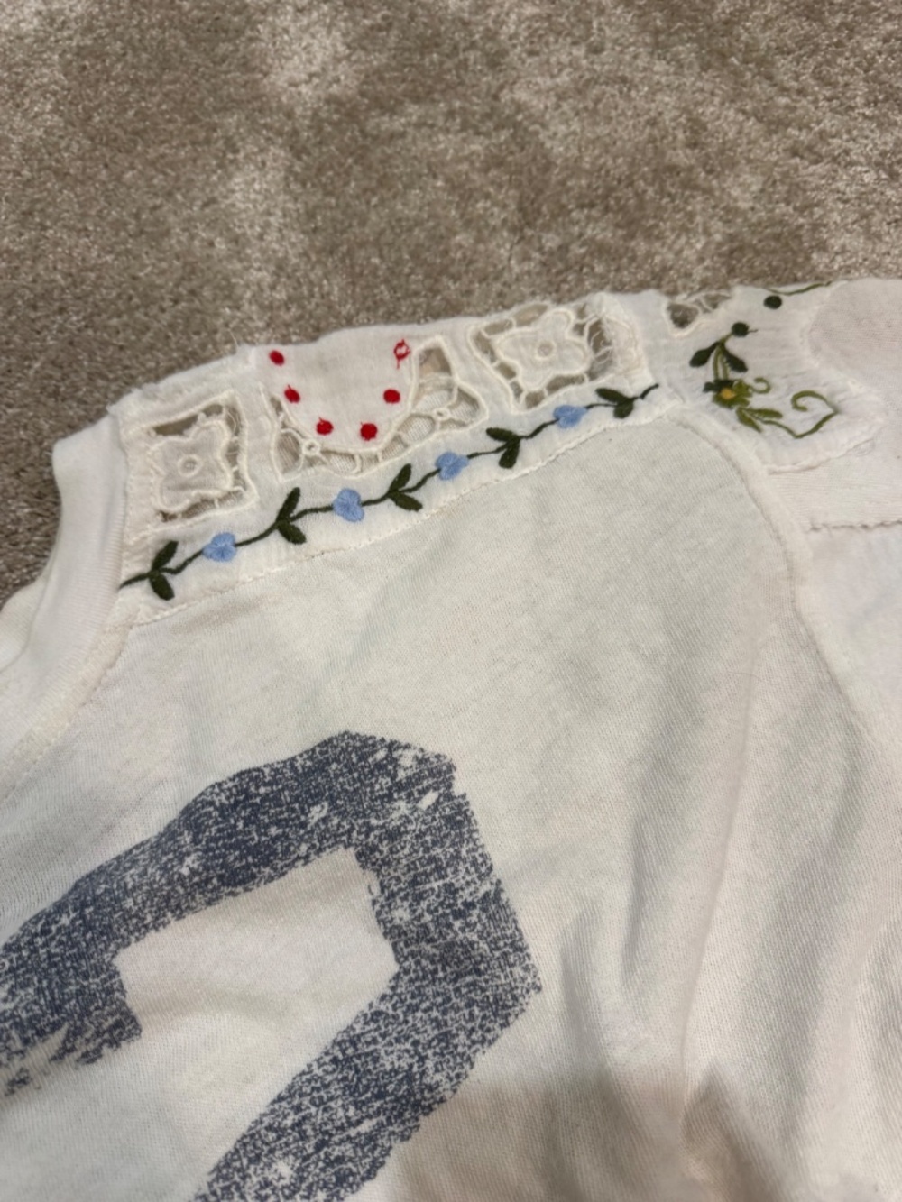 We The Free Lilith Tee CROPPED - Picture 6 of 15